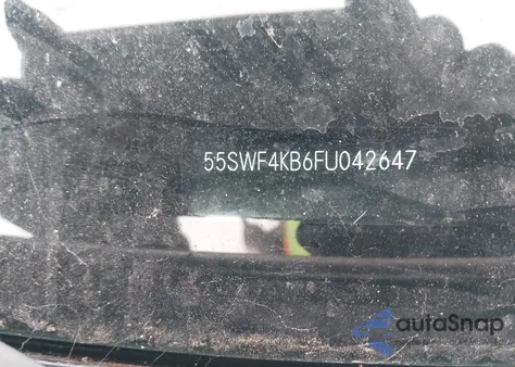 2015 Mercedes-Benz C 300 4Matic/Luxury 4Matic/Sport 4Matic z USA, uszkodzony, nr VIN 55SWF4KB6FU042647